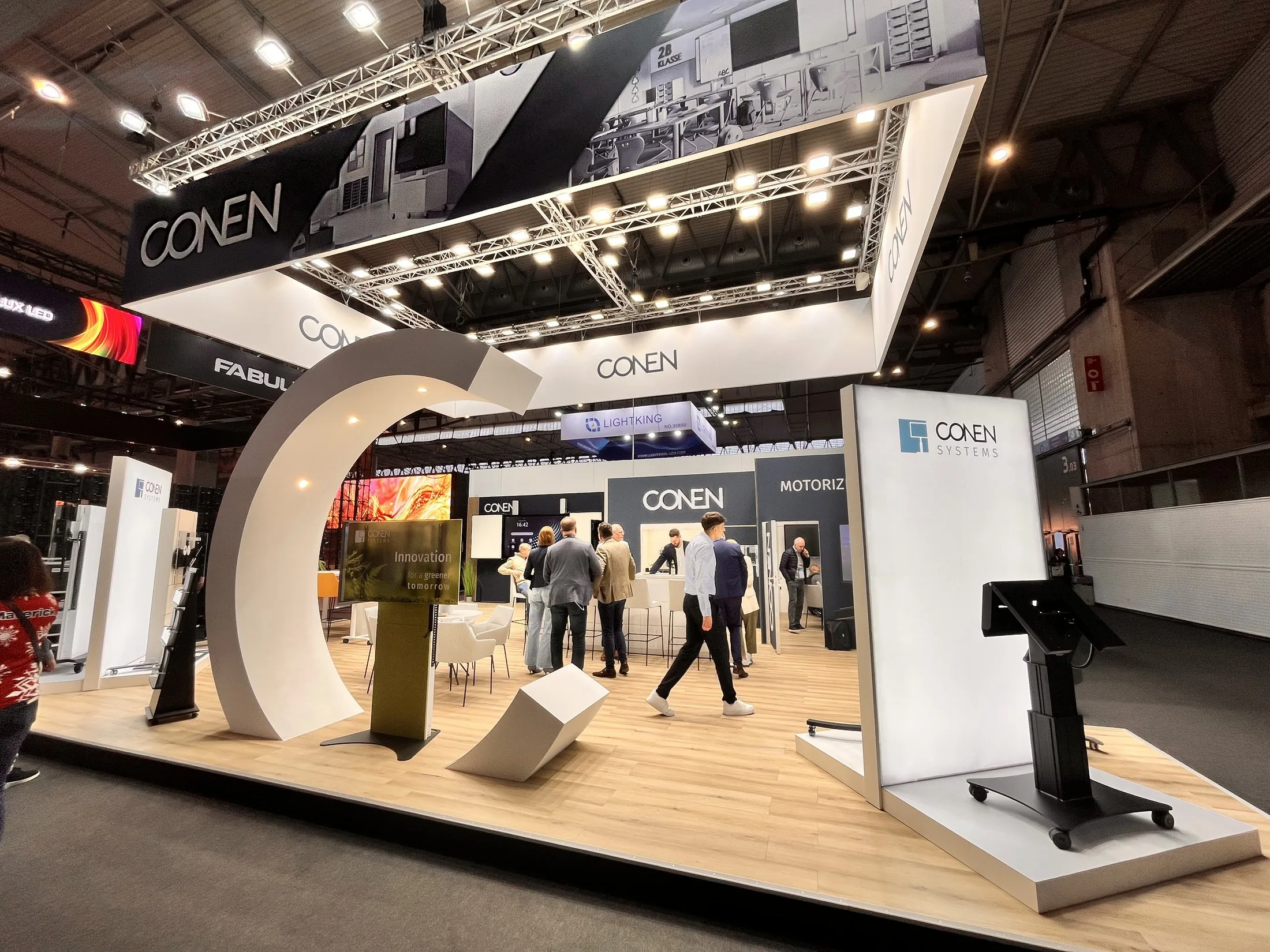 Stand CONEN — salon ISE 2025 — Barcelone — vue grand angle du stand